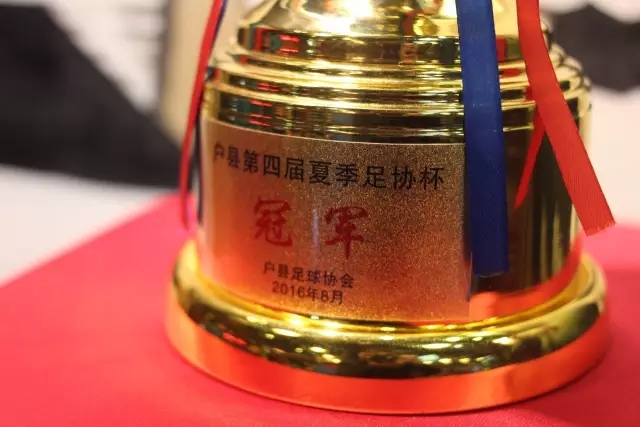 这树能上吗？维尼修斯周薪约合60万镑，阿森纳顶薪萨卡仅30万镑